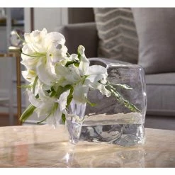 Chelsea House Ashley Glass Accent Vase DECOR & ROOM ACCESSORIES