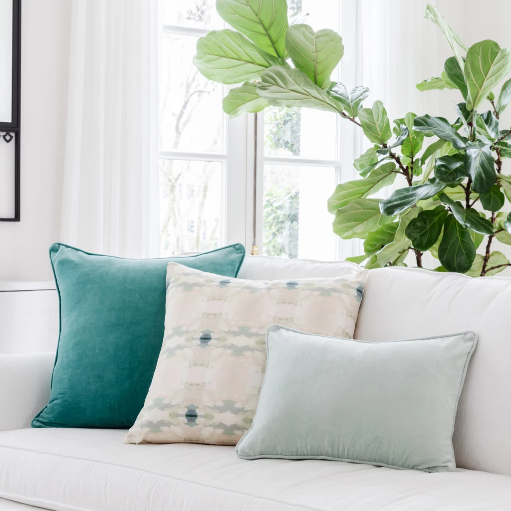 Laura Park Designs BED & SOFA Coral Bay Blue Linen Throw Pillow 2 Laura Park Designs BED & SOFA Coral Bay Blue Linen Throw Pillow