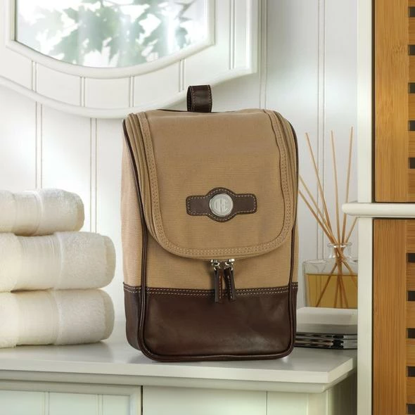 JDS MENSWEAR & ESSENTIALS Hanging Toiletry Bag 1 JDS MENSWEAR & ESSENTIALS Hanging Toiletry Bag