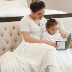 Newcastle Classics BED & SOFA Bamboo Blanket Oversized Twin - Pristine White