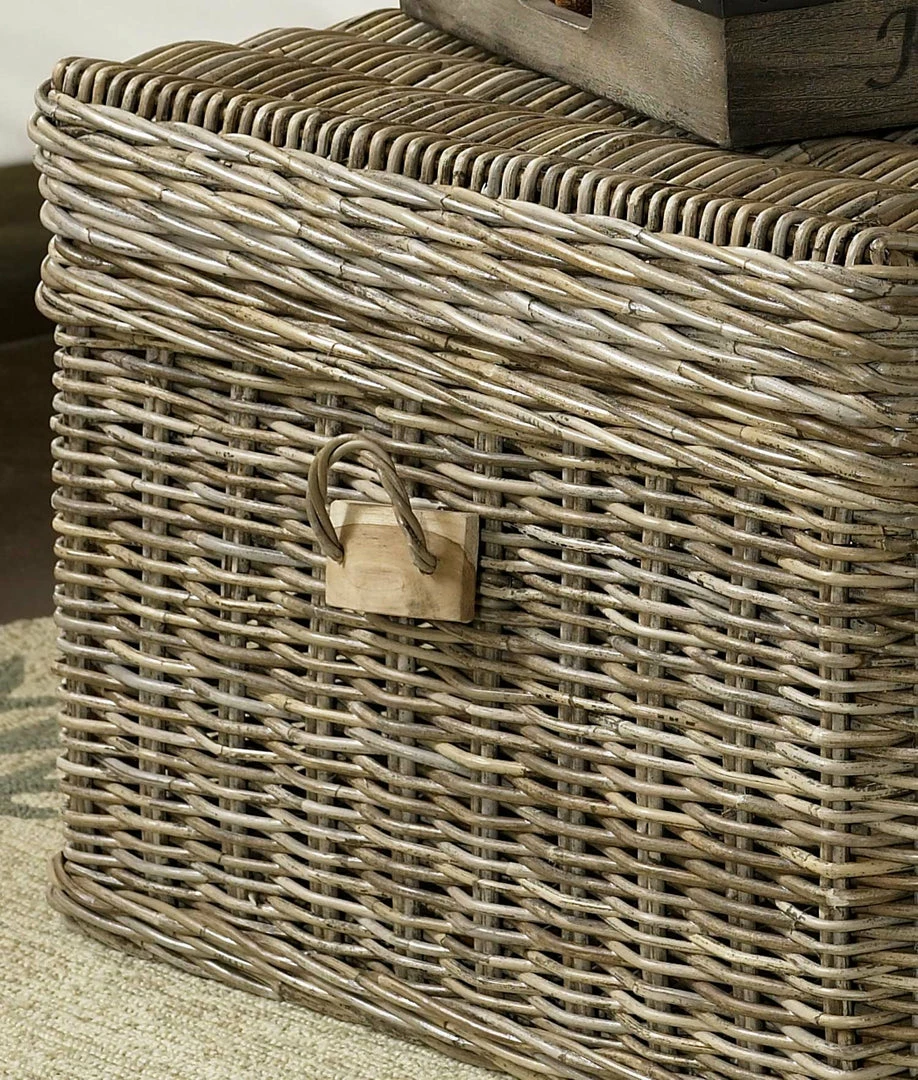 Padma's Plantation Kubu End Table Trunk Tables 3 Padma's Plantation Kubu End Table Trunk Tables