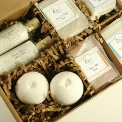 Maroon Oliver Pampering Bath Gift Set